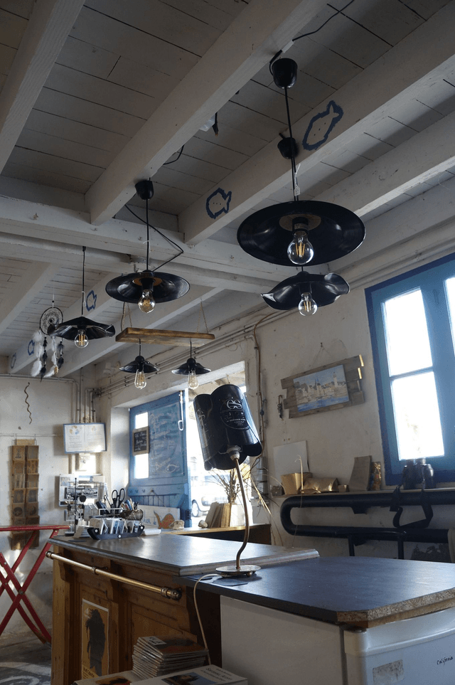 Les lustres "Affone LED 33T" forme "Ondulés"