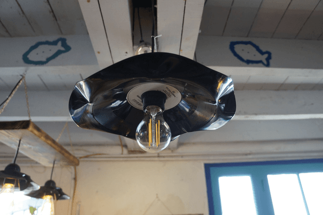 Les lustres &quot;Affone LED 33T&quot; forme &quot;Ondulés&quot;